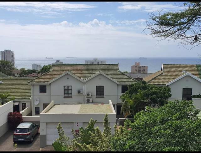 3 BEDROOM TOWNHOUSE FOR SALE IN UMHLANGA CENTRAL